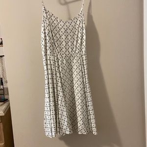 White minimalist pattern, large casual dress. Brand new